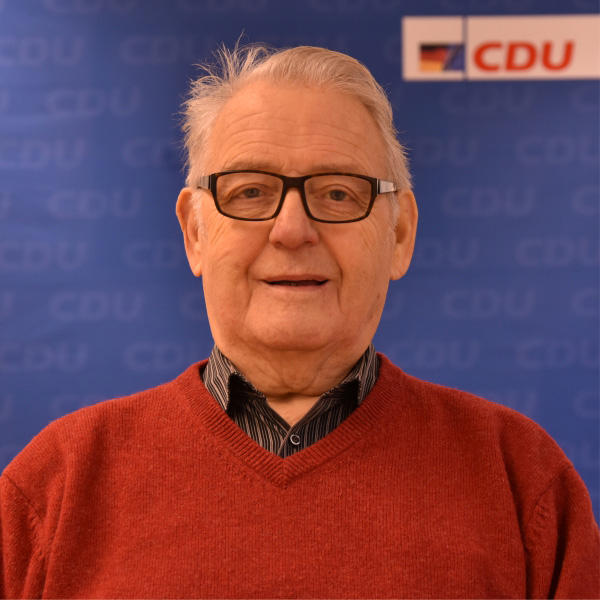  Manfred Giebel