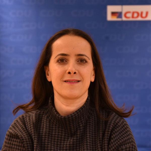  Sabriye Ildan