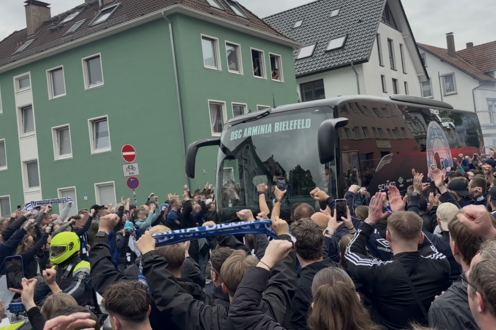 Die gestiegenen Kosten f�r Fanm�rsche sollen fair verteilt werden.<nobr>(Foto: Simon Lang)</nobr>